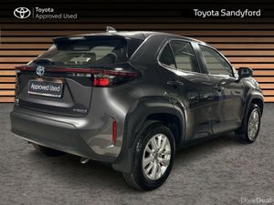 Toyota Yaris Cross LUNA HYBRID AUTOMATIC // REAR C - Image 2