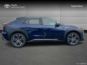 Toyota bZ4X PREMIERE 11K - Image 3