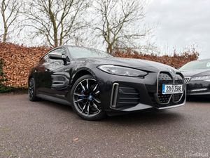 STUNNING i4 M50 PRO M-SPORT | 1 OWNER | TINY KMS - Image 3