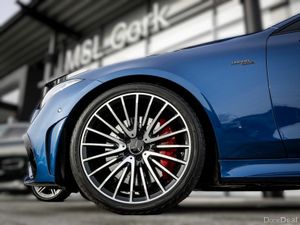 Mercedes-Benz CLS AMG 53 4MATIC Plus MHEV - Image 4