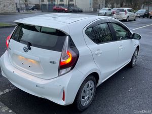 2020 TOYOTA AQUA HYBRID AUTO - Image 4