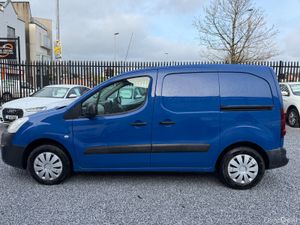 *LOW KM* 2018 (181) Peugeot Partner - Image 4