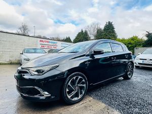 TOYOTA AURIS 2016 HYBRID LEATHER TOPSECS - Image 3