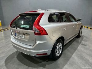 2016 Volvo XC60 D4 (190hp) Automatic  SE LUX Leath - Image 2