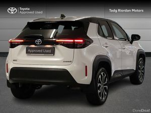 Toyota Yaris Cross LUNA SPORT - Image 2