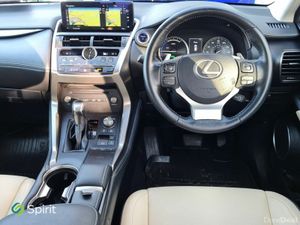 Lexus NX NX 300h Executive - Image 4