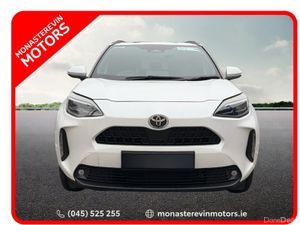 Toyota Yaris Cross LUNA SPORT MON 4DR - Image 2