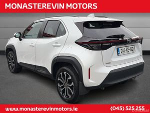 Toyota Yaris Cross LUNA SPORT MON 4DR - Image 3