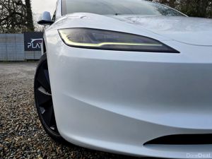 🔥 2024 Tesla Model 3 Highland RWD White Interior - Image 3