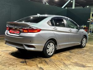 Honda Grace HYBRID - CRUISE CONTROL - Image 4