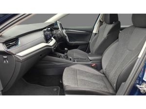 Skoda Octavia STYLE 2.0 TDI 115 BHP-DIGITAL COCKPI - Image 4