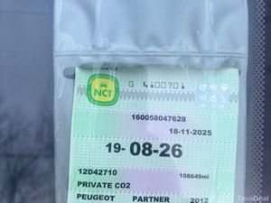 Peugeot Partner Tepee 2012 wheel chair - Image 3