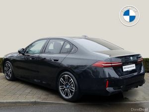 BMW 5-Series 530e M Sport - Image 2