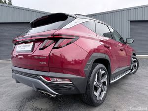 Hyundai Tucson 221’ Executive Plus 1.6 HEV AUTO - Image 4