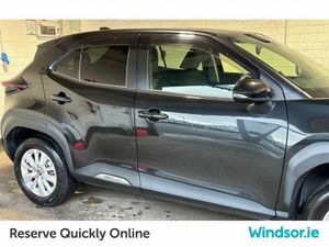 Toyota Yaris Cross HYBRID - Image 4