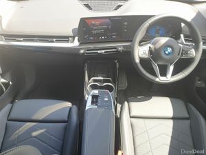 BMW iX1 eDrive20 xLine - Image 4