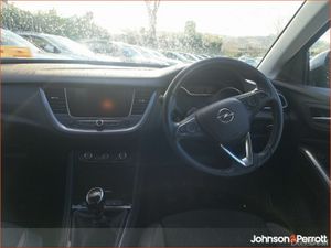 Opel Grandland X SRi 1.2i 130PS 6 Speed - Image 4