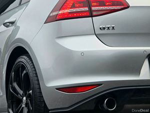 2014 VOLKSWAGEN GOLF GTI DSG LOW MILEAGE - Image 4