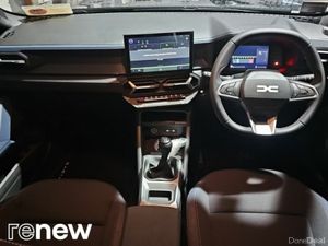 Dacia Duster JOURNEY 1.2 TCE 130 BHP 5DR *DEMO MOD - Image 2