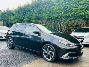 TOYOTA AURIS 2016 HYBRID LEATHER TOPSECS - Image 3