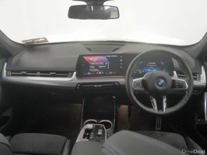 BMW iX1 eDrive20 M Sport - Image 4