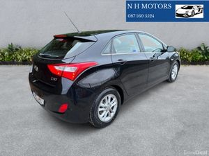 Hyundai i30 2016 DELUXE 1.6 CRDi - Image 3