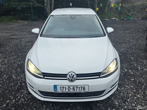 Volkswagen Golf 2017 Automatic Highline - Image 2