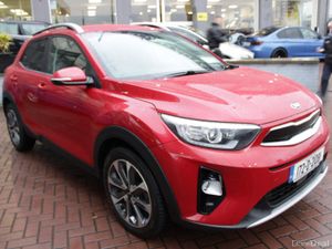 K4 5DR HATCHBACK  // FULL BLACK LEATHER // STUNNIN - Image 2