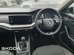 Skoda Octavia Ambition 2.0TDI 115HP (From €102 per - Image 2