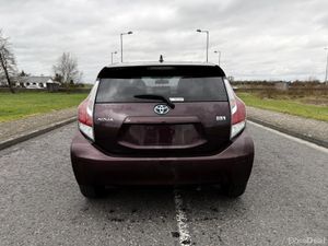 2015 Toyota Aqua 1.5 PETROL HYBRID AUTOMATIC - Image 4