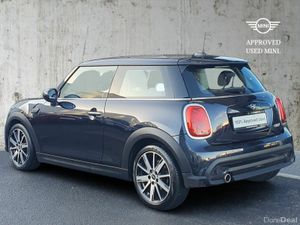 Mini Cooper 3-Door Cooper Classic - Image 3