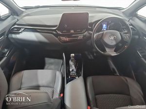 Toyota C-HR 1.8 HYBRID SPORT BITONE - Image 2