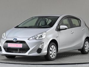 Toyota Aqua 1.5 VVT-i HYBRID **BI-TONE INTERIOR**A - Image 3