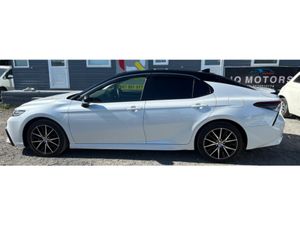 Toyota Camry *New Shape* Leather Package 2.5 Hybri - Image 4