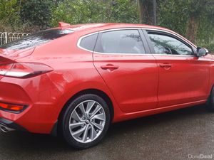 Hyundai i30 2019 1.0 DELUXE 5dr *FSH* - Image 4