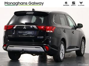 Mitsubishi Outlander 2.0 4H PHEV 200BHP  AUTO PLUG - Image 4