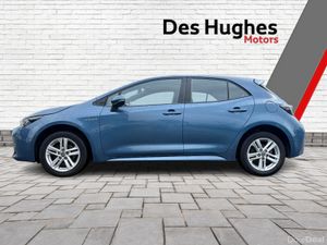 Toyota Corolla 2021 Hybrid Luna Hatchback - Image 4