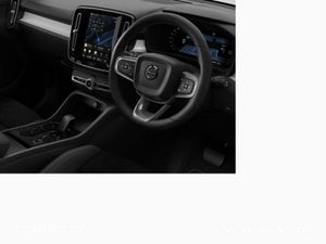 Volvo XC40 B3 Plus Dark - Image 4