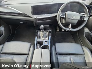 Opel Astra GS 1.2 Turbo 130PS 6 Speed - Image 4