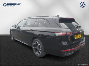 Volkswagen Passat Estate R-Line - Image 4