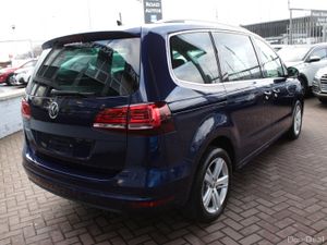 1.4TSI HIGHLINE EDITION  5DR MPV 7 SEAT AUTO - Image 4