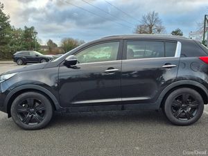 Kia Sportage 2011 1.7crdi - Image 2