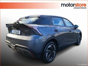 MG MG4 Coming Soon - MG4 SR Excite **LIKE NEW COND - Image 2