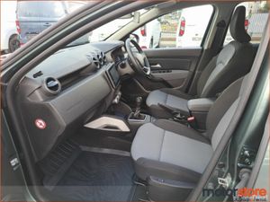 Dacia Duster 1.5 DIESEL Extreme **TOP SPEC** - Image 3