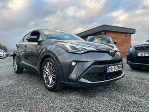 231 Toyota C-HR 1.8  LUNA AUTOMATIC - Image 2