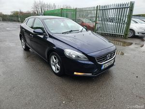 Volvo V40 2016 2.0 D2 SE + LEATHER 120HP - Image 2