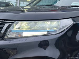 Suzuki Vitara 1.4 B/JET HYBRID SZ5 AL - Image 3