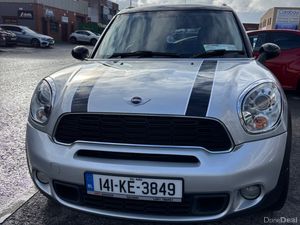 2014 Mini Countryman 2.0 COOPER D AUTO - Image 4