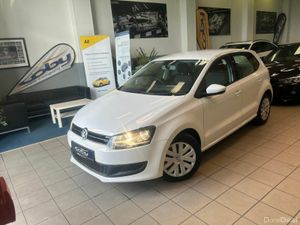 Volkswagen Polo 1.2 5DR Auto Volkswagen Polo. 1 Ow - Image 4
