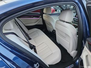 BMW 5-Series 520D M Sport Pro 5SMA 4DR Auto - Image 3